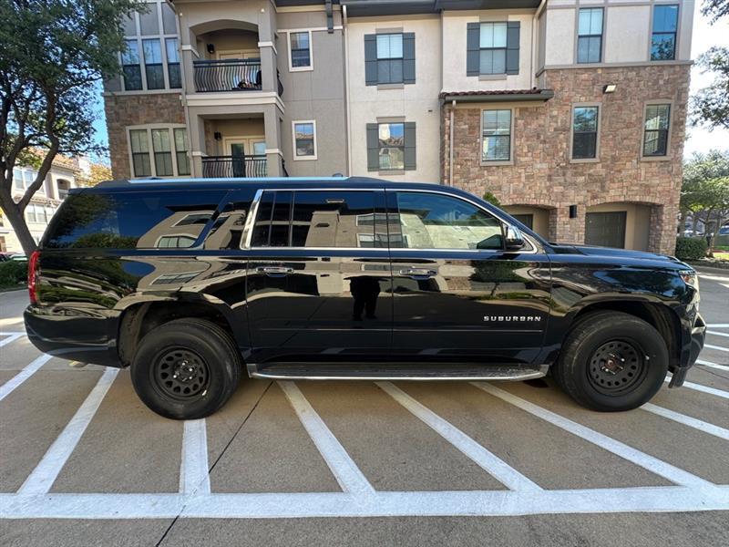 Chevrolet Suburban Premier 4WD 2017