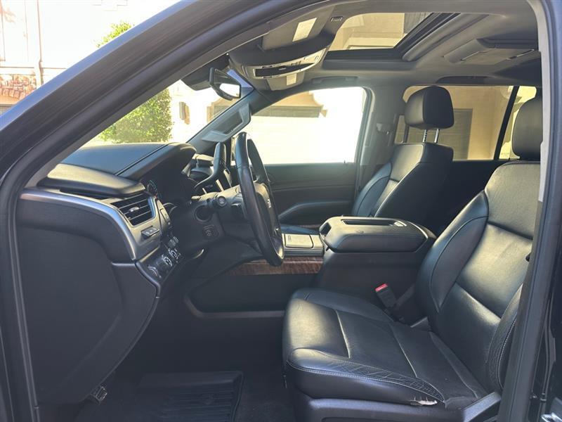 Chevrolet Suburban Premier 4WD 2017