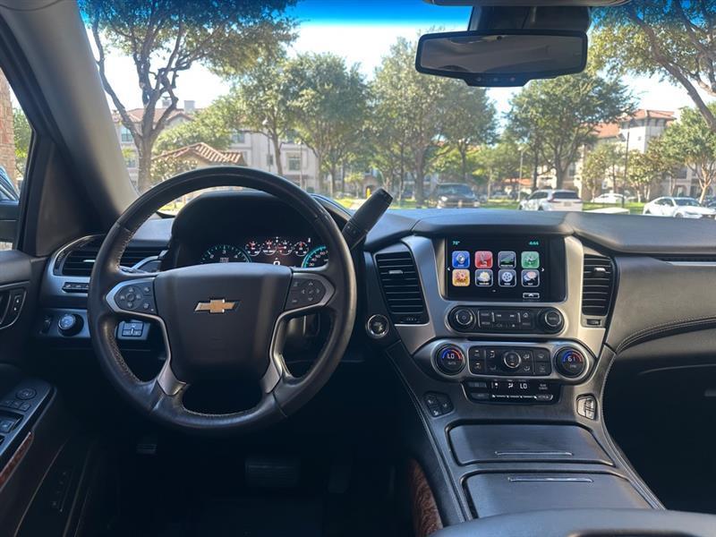 Chevrolet Suburban Premier 4WD 2017