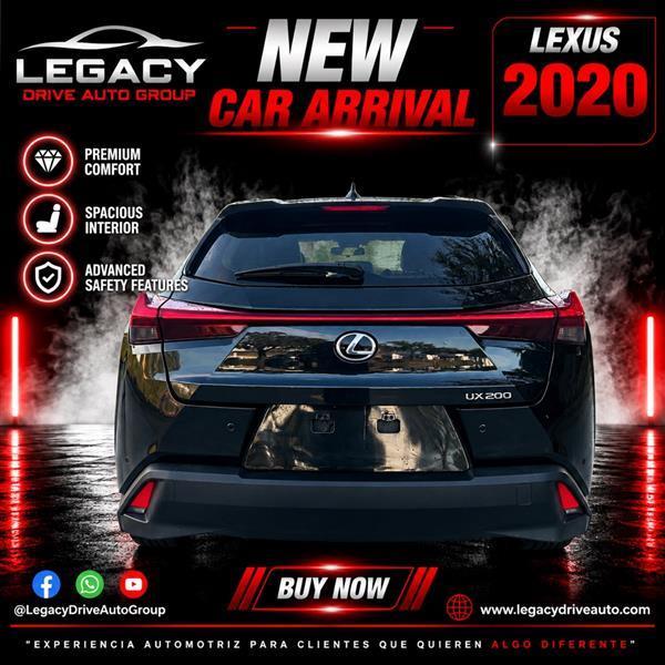 Lexus UX 200 Base 2020