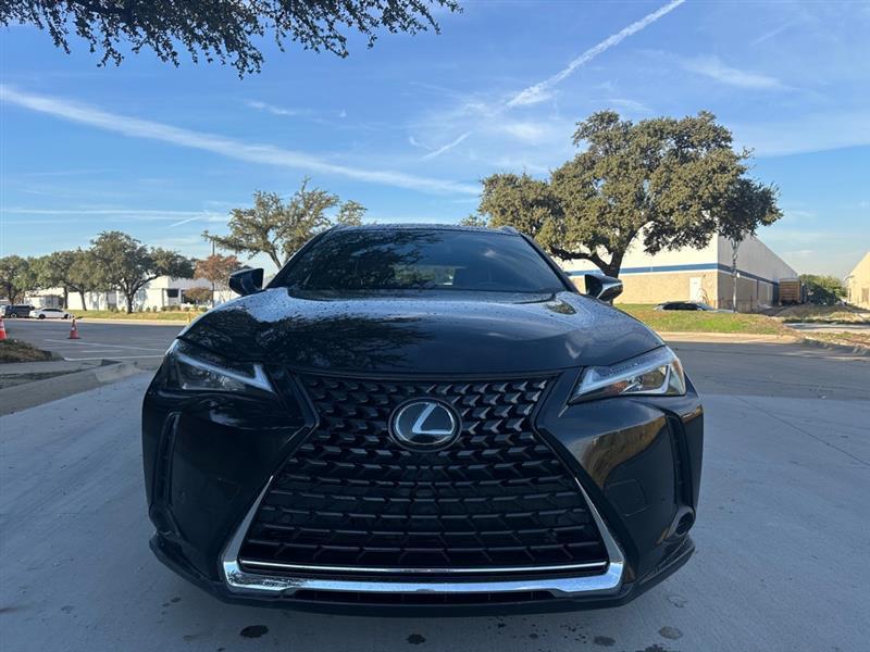 Lexus UX 200 Base 2020