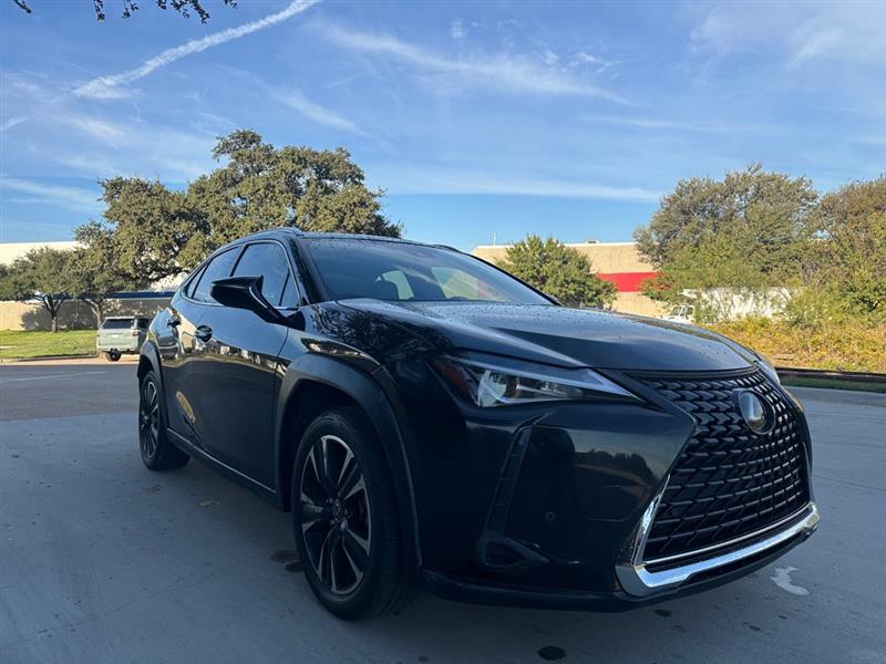 Lexus UX 200 Base 2020