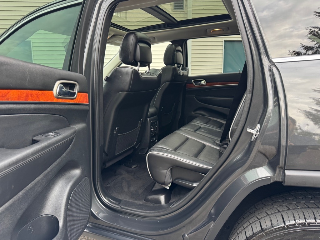 Jeep Grand Cherokee Overland 4WD 2011