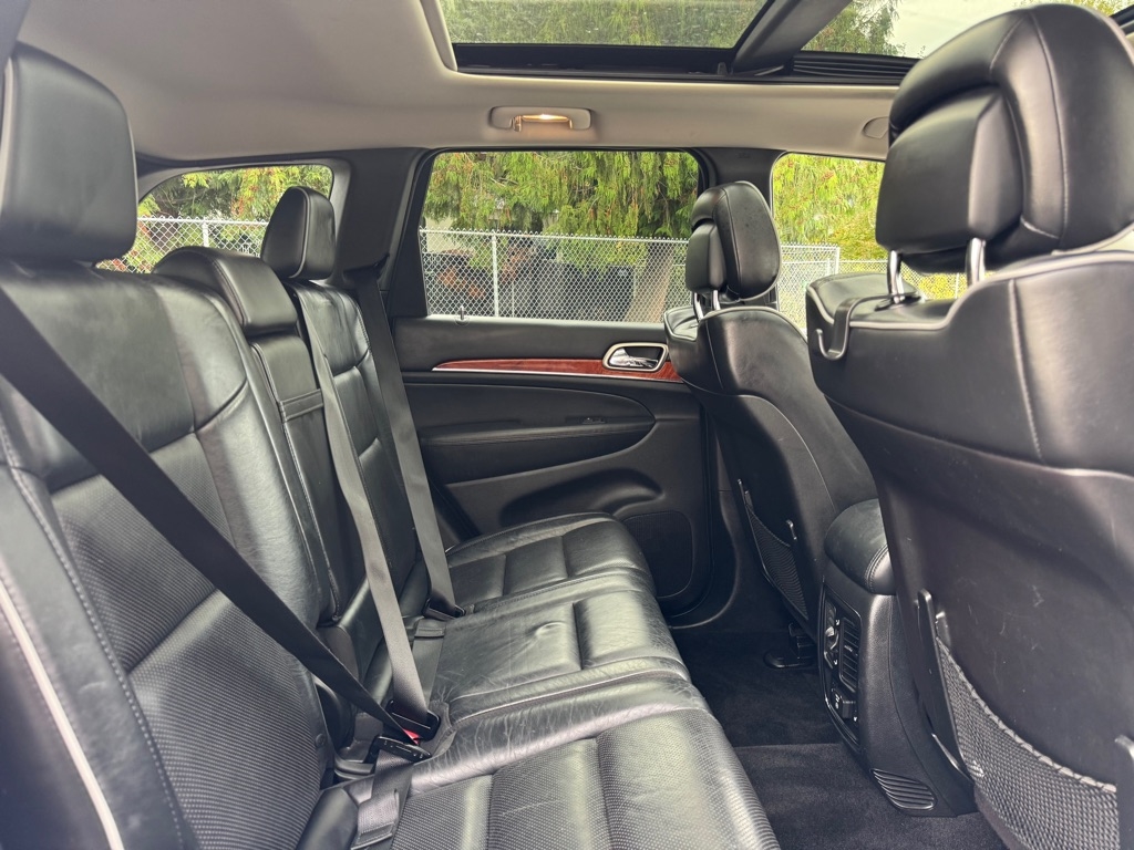 Jeep Grand Cherokee Overland 4WD 2011