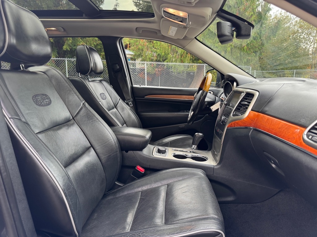 Jeep Grand Cherokee Overland 4WD 2011