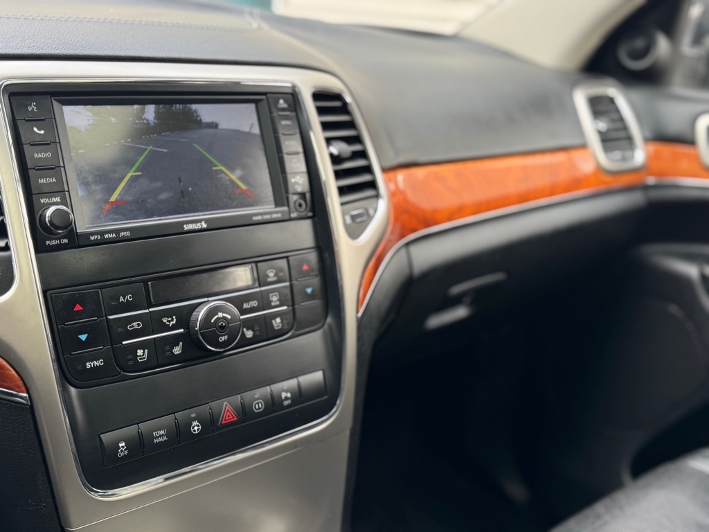 Jeep Grand Cherokee Overland 4WD 2011