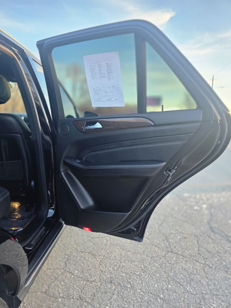 Mercedes-Benz M-Class  2014