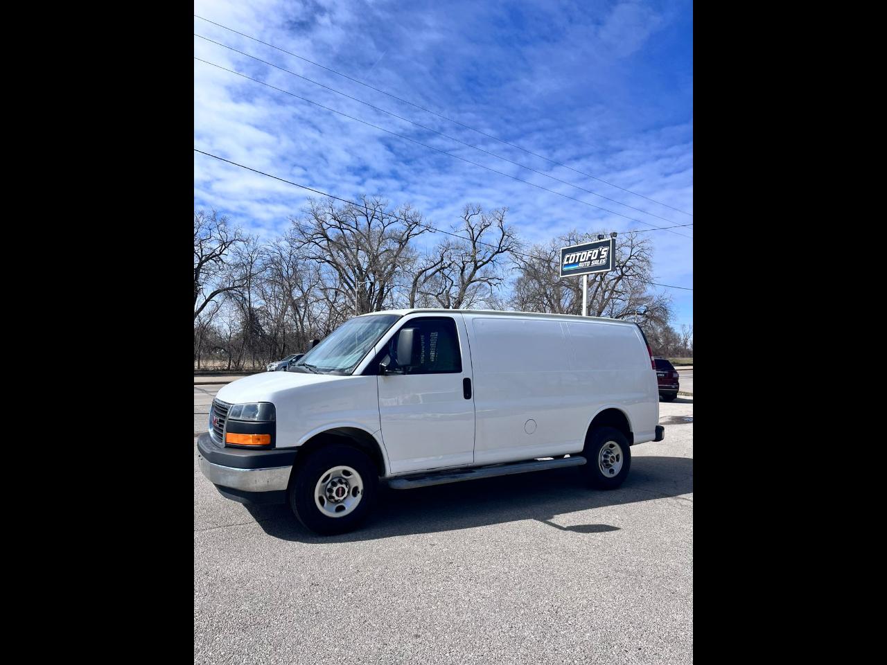2017 GMC Savana Cargo 2500 RWD