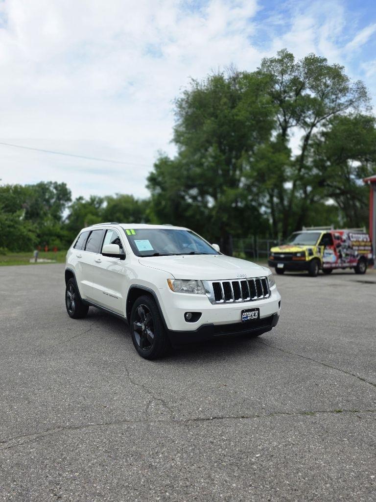 Jeep Grand Cherokee  2011