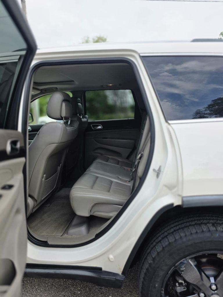 Jeep Grand Cherokee  2011