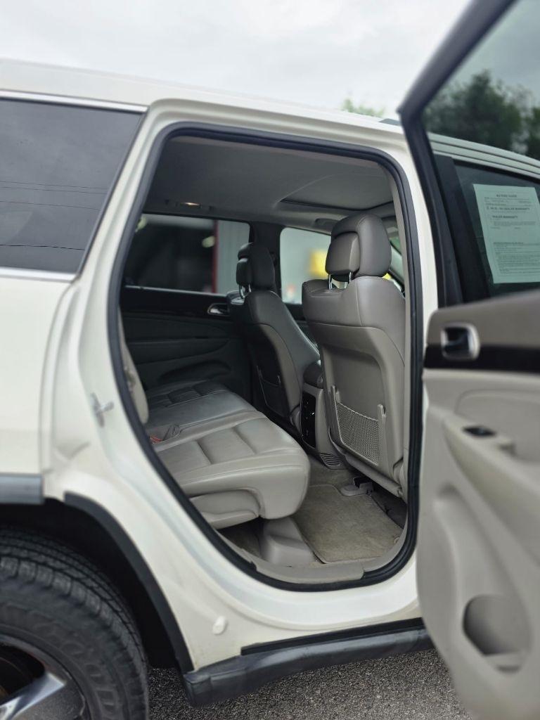 Jeep Grand Cherokee  2011