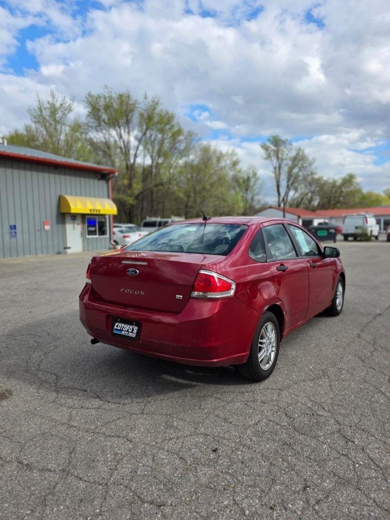 Ford Focus  2010