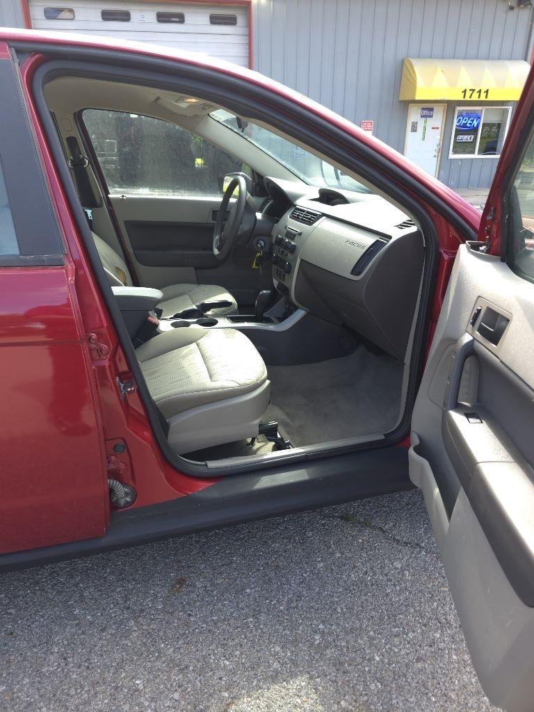 Ford Focus  2010