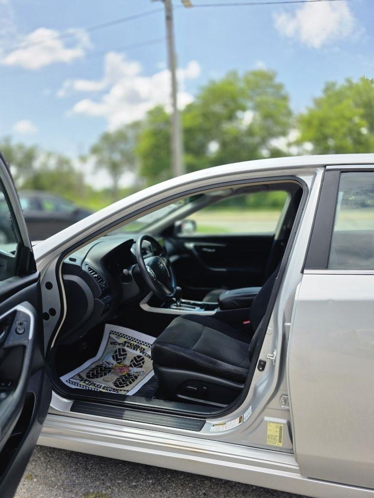 Nissan Altima  2013