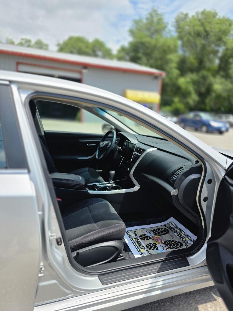 Nissan Altima  2013