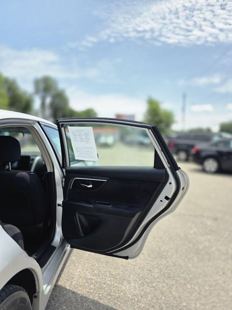 Nissan Altima  2013