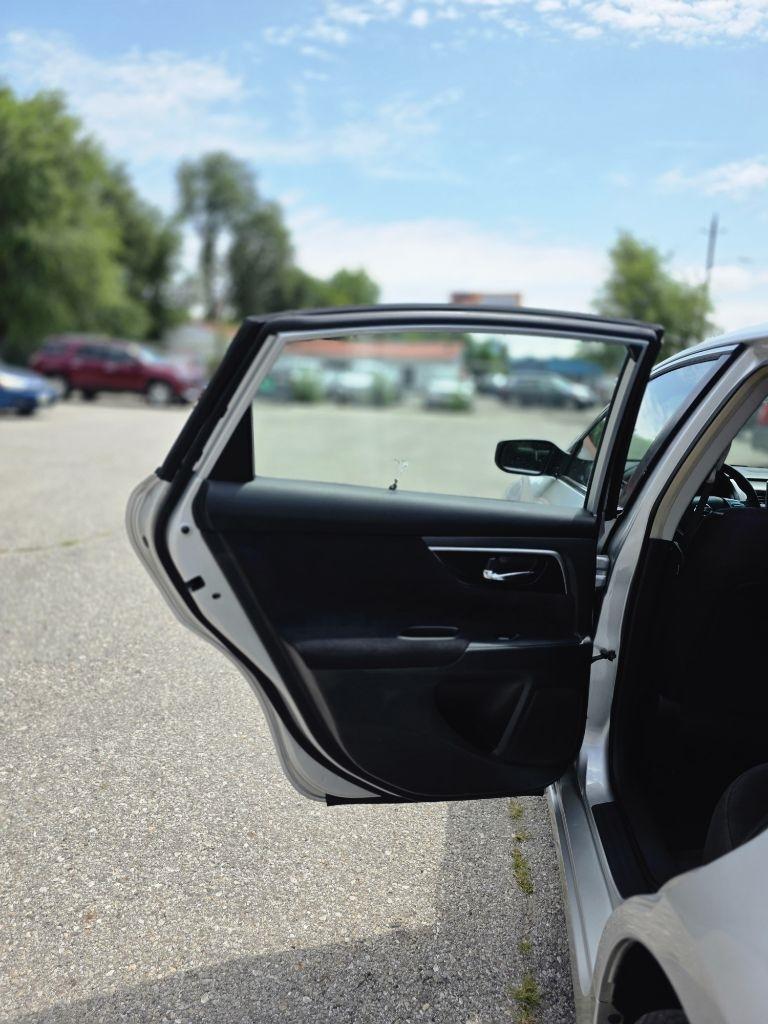 Nissan Altima  2013