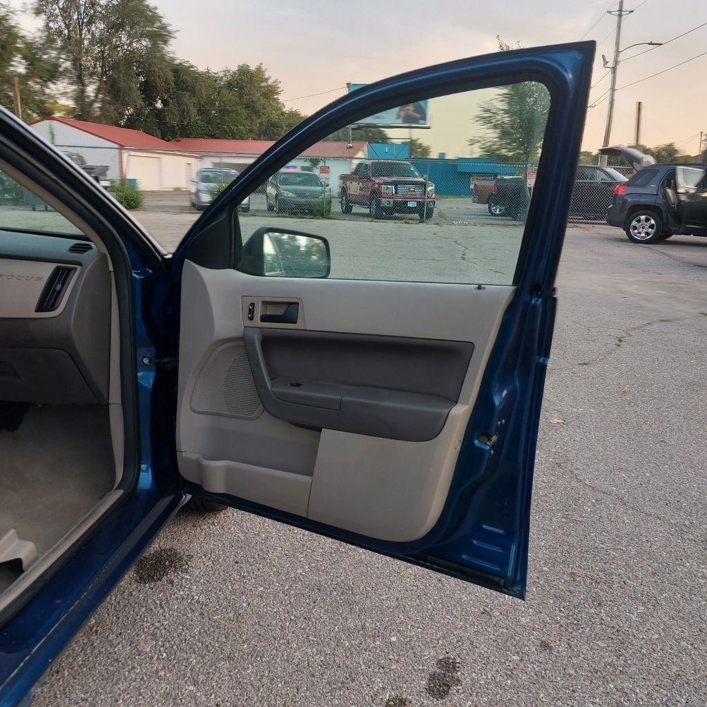 Ford Focus  2009