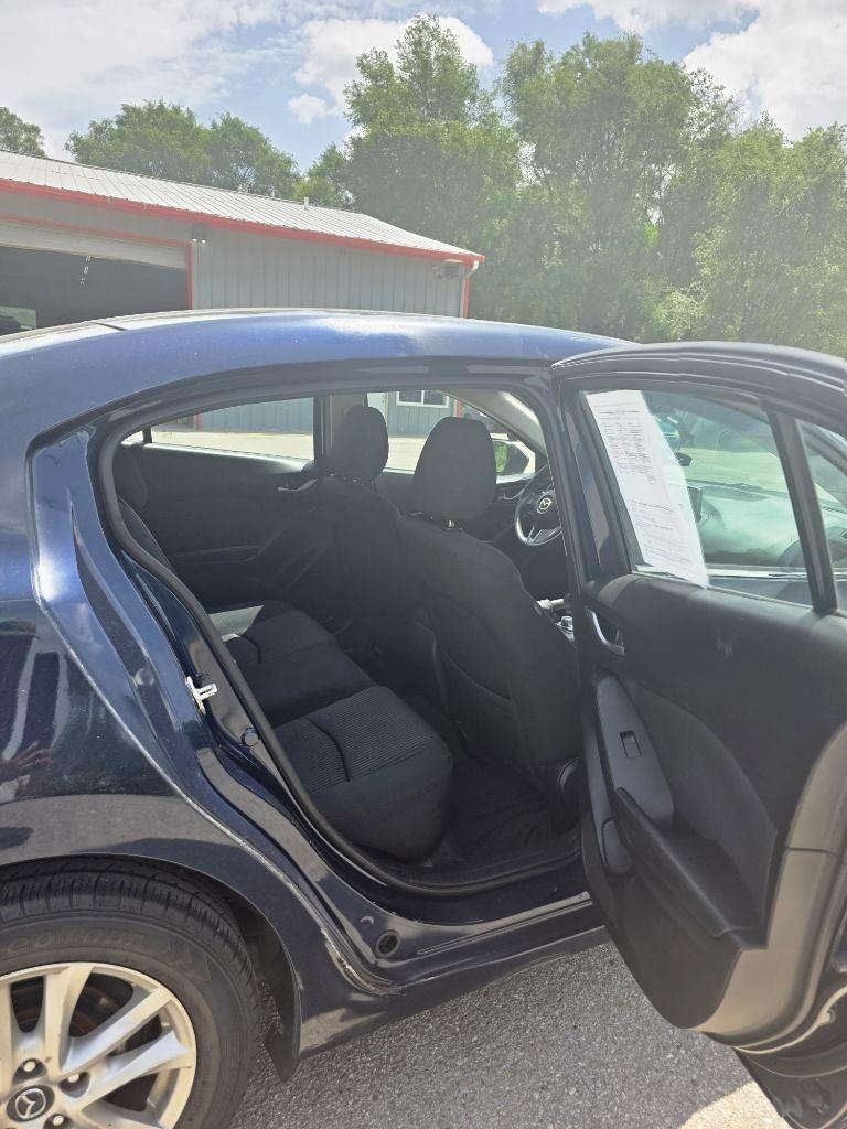 Mazda MAZDA3  2016