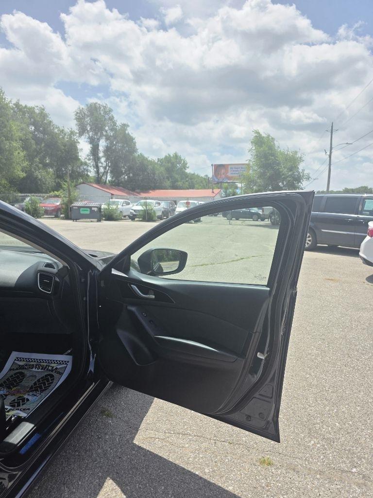 Mazda MAZDA3  2016