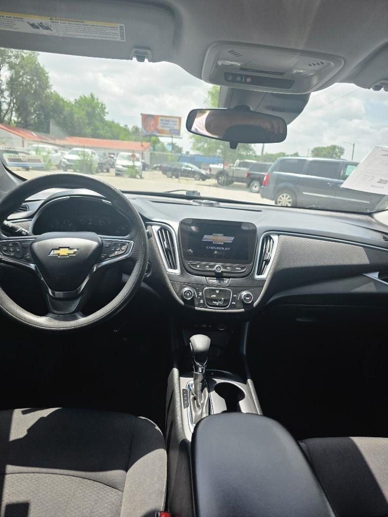 Chevrolet Malibu  2023