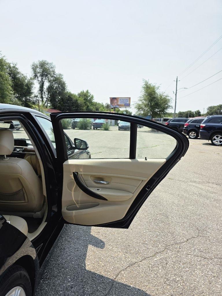 BMW 3-Series  2014