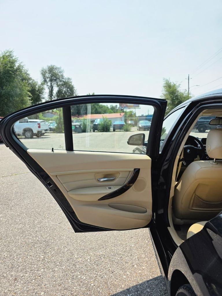 BMW 3-Series  2014