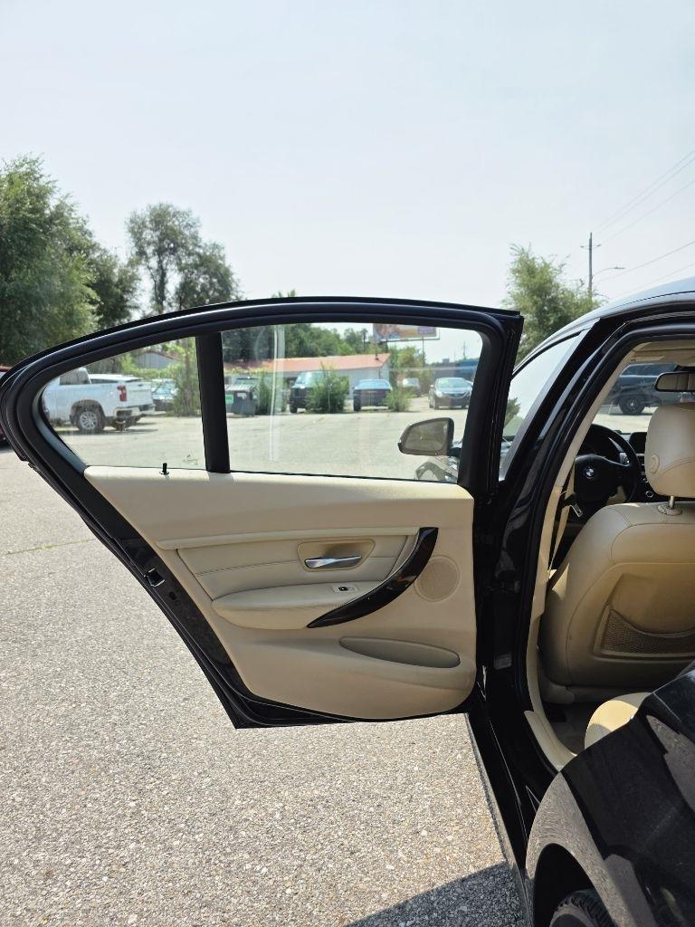 BMW 3-Series  2014
