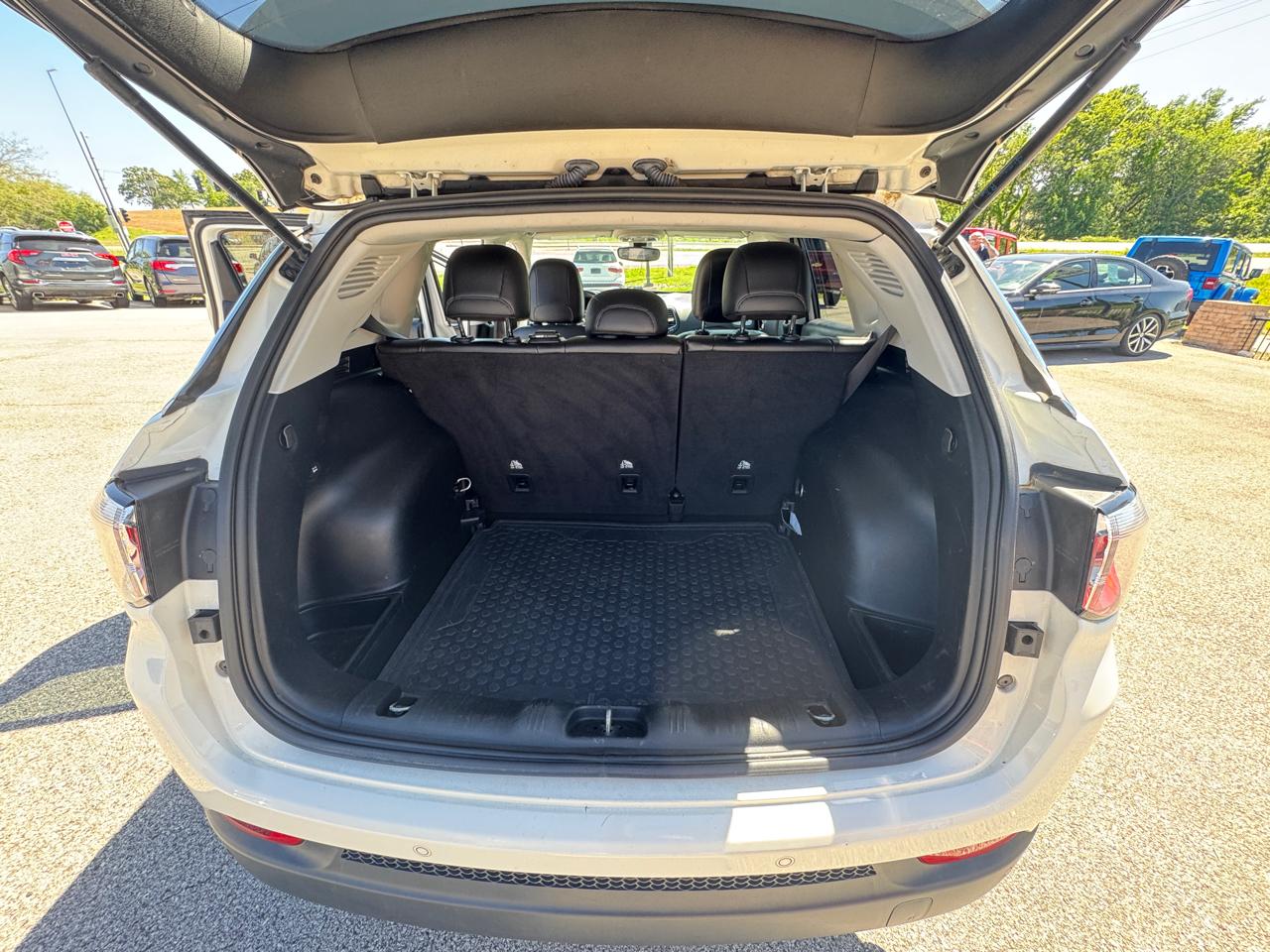 Jeep Compass Latitude 2019
