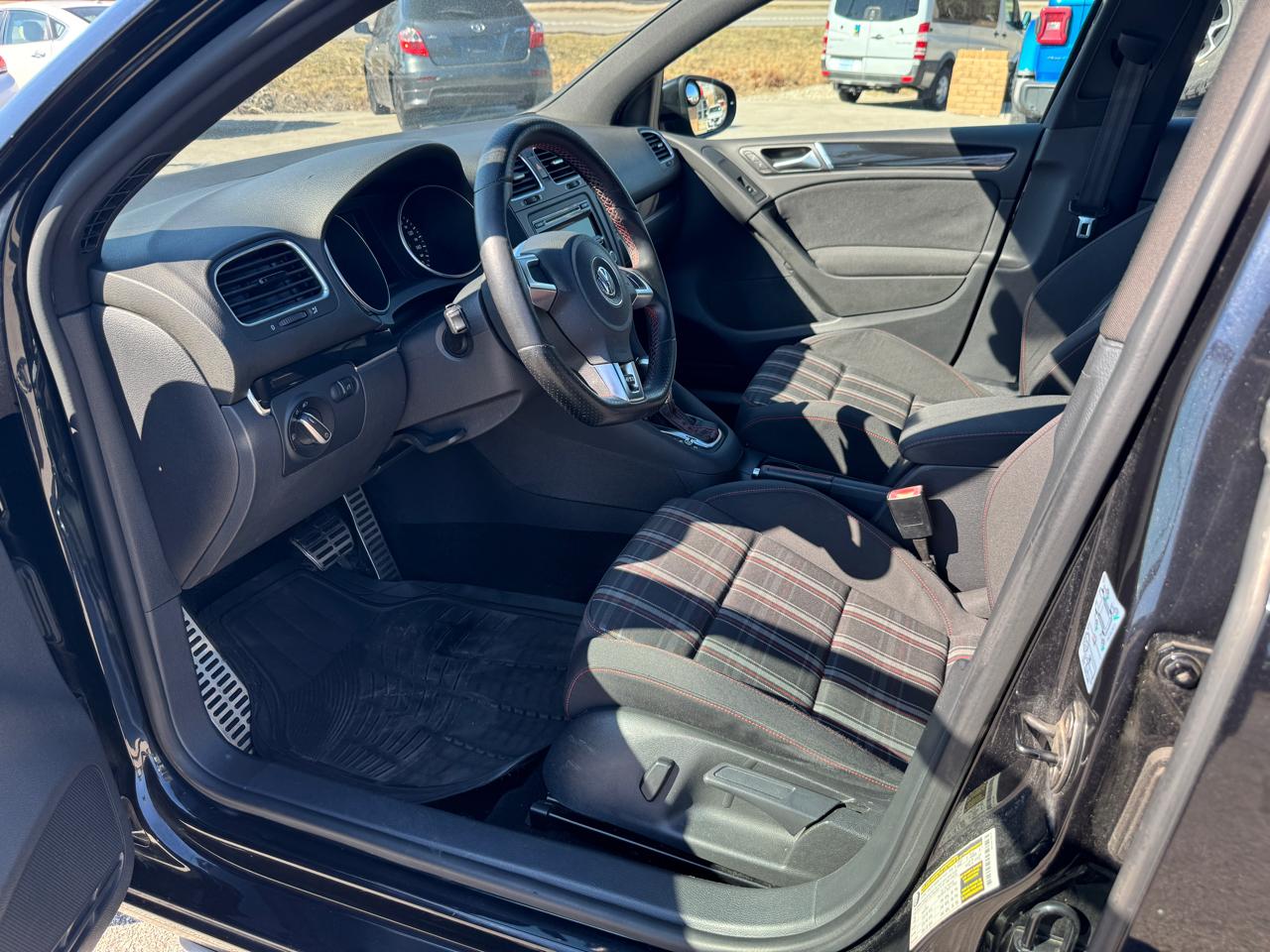 Volkswagen GTI  2012