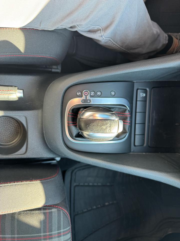 Volkswagen GTI  2012