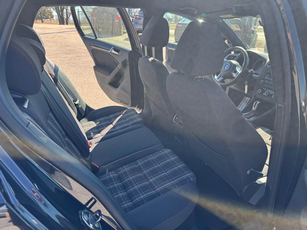 Volkswagen GTI  2012