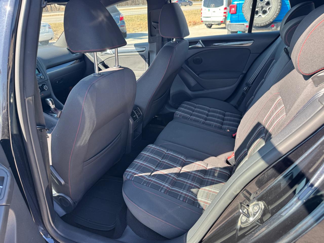 Volkswagen GTI  2012