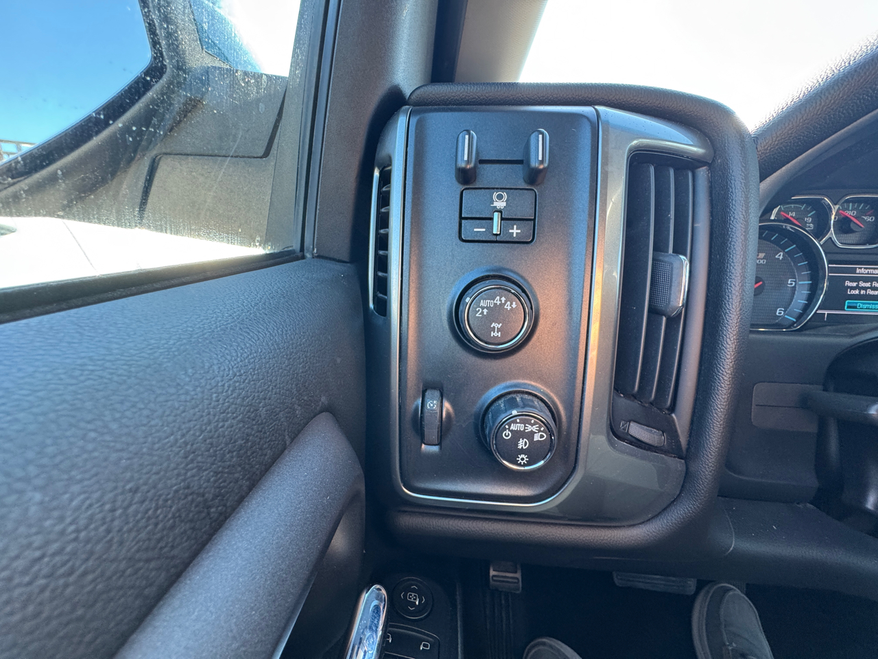 Chevrolet Silverado 1500  2017