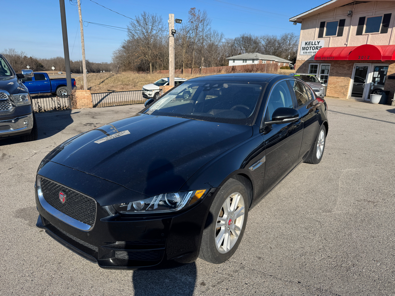 2018 Jaguar XE 