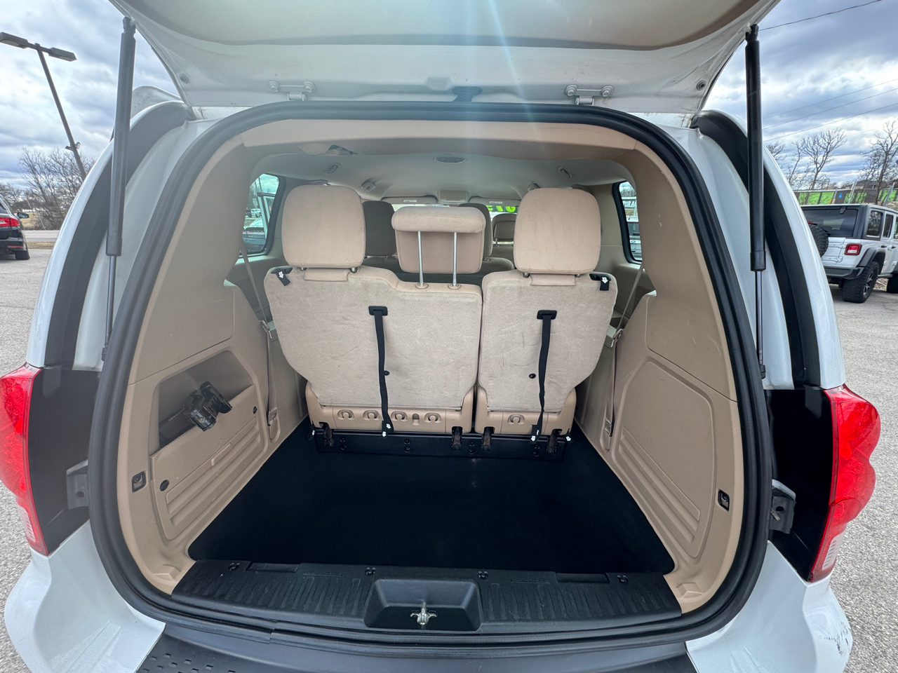 Dodge Grand Caravan SE 2015