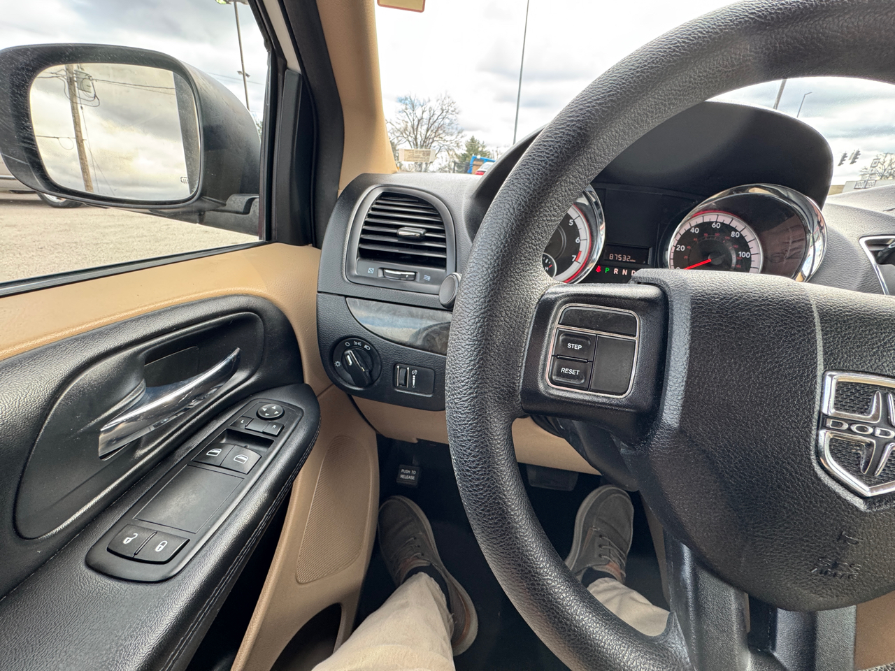 Dodge Grand Caravan SE 2015