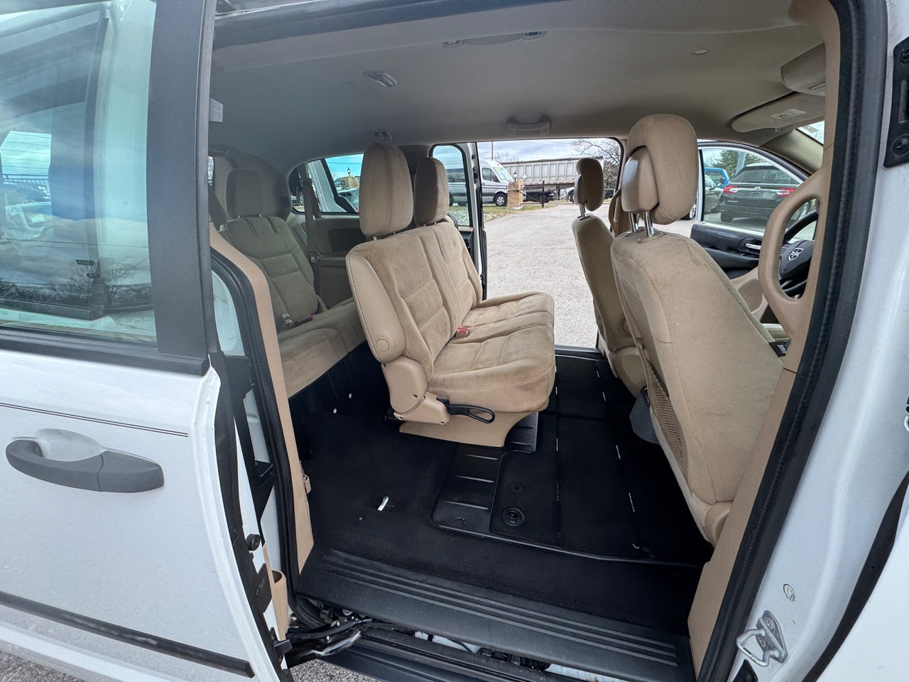 Dodge Grand Caravan SE 2015