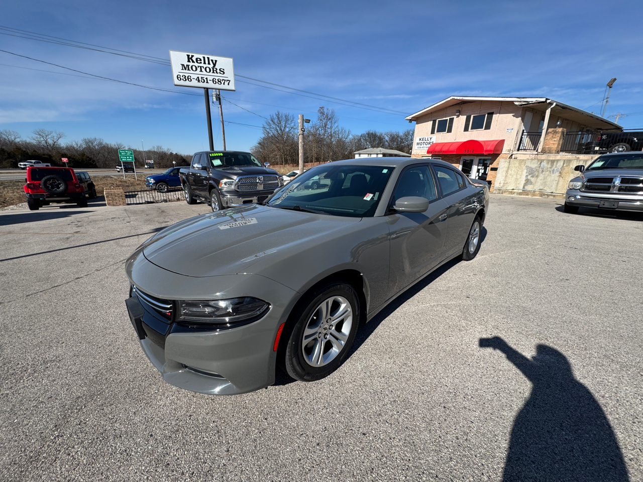 Dodge Charger SE 2017