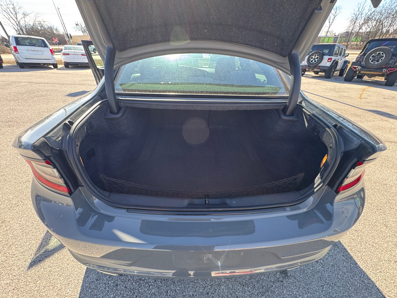 Dodge Charger SE 2017