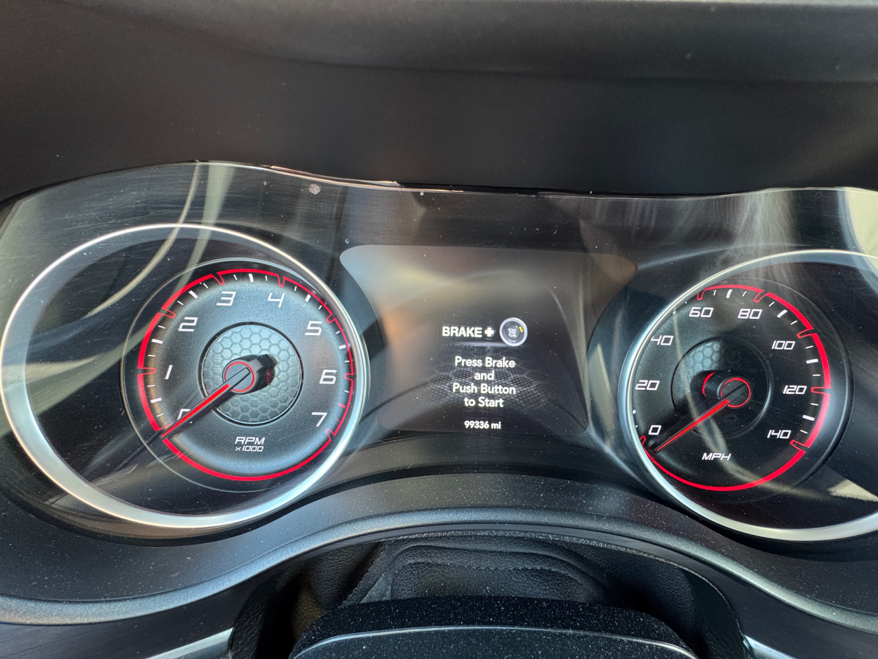 Dodge Charger SE 2017