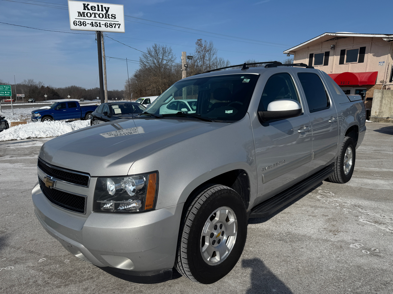 2011 Chevrolet Avalanche LS