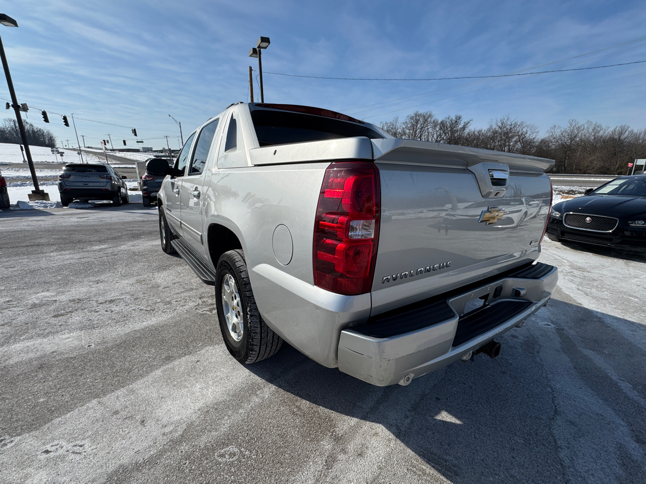 Chevrolet Avalanche  2011