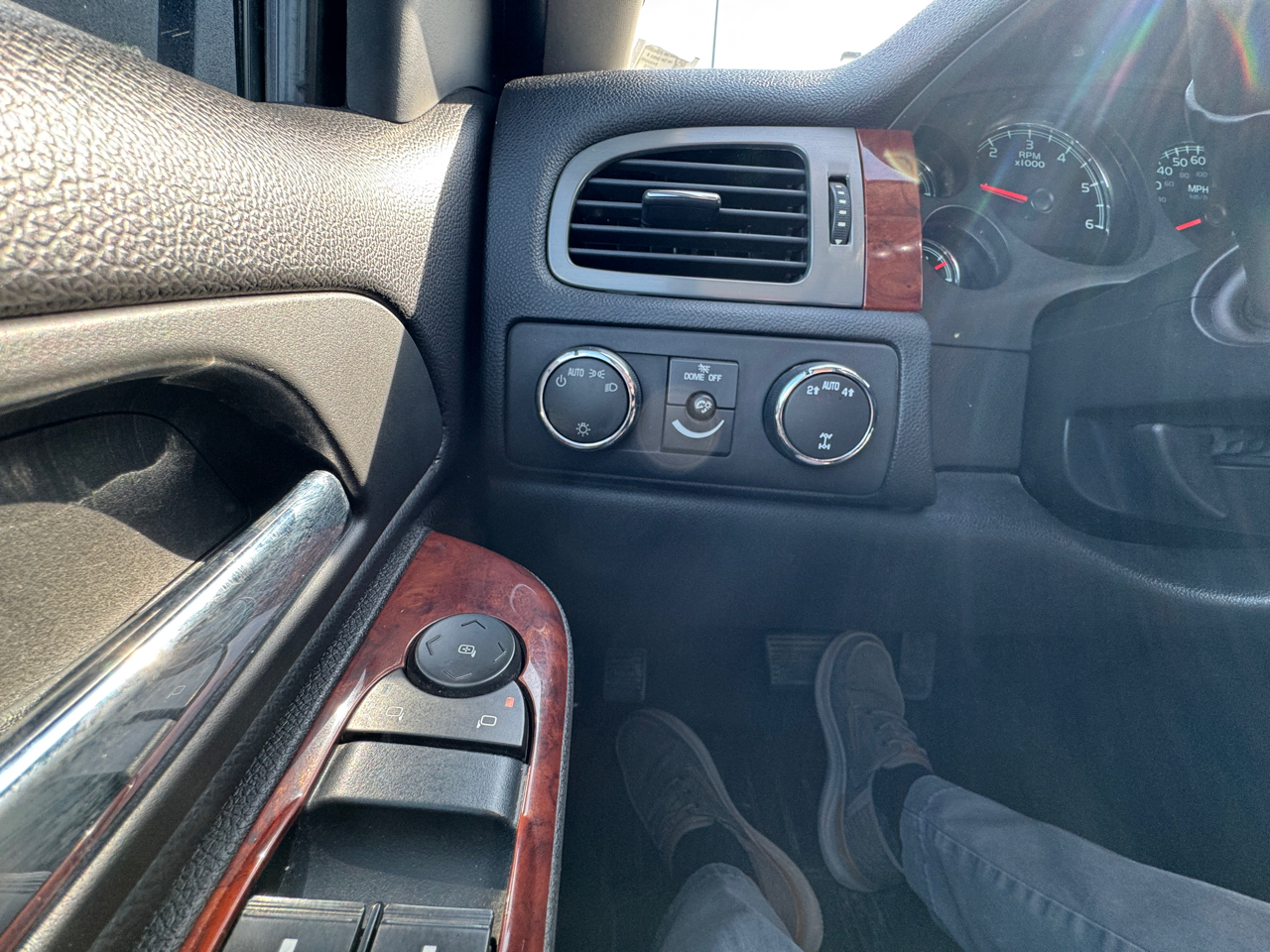 Chevrolet Avalanche  2011