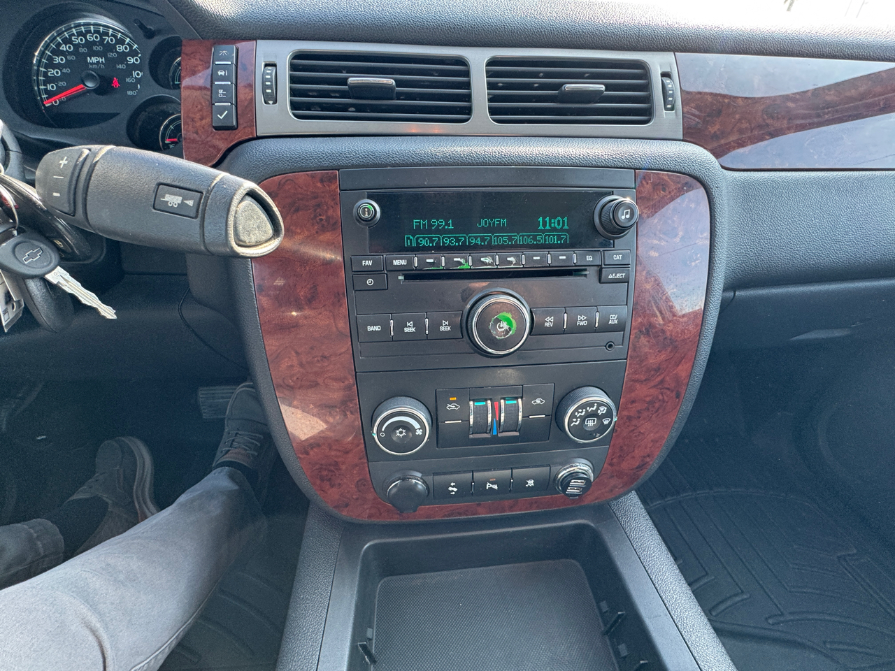 Chevrolet Avalanche  2011