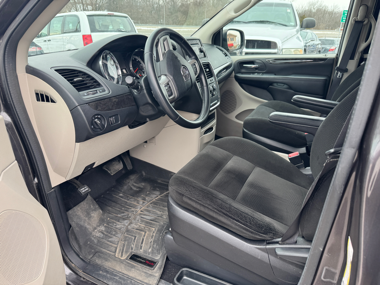 Dodge Grand Caravan SE 2016