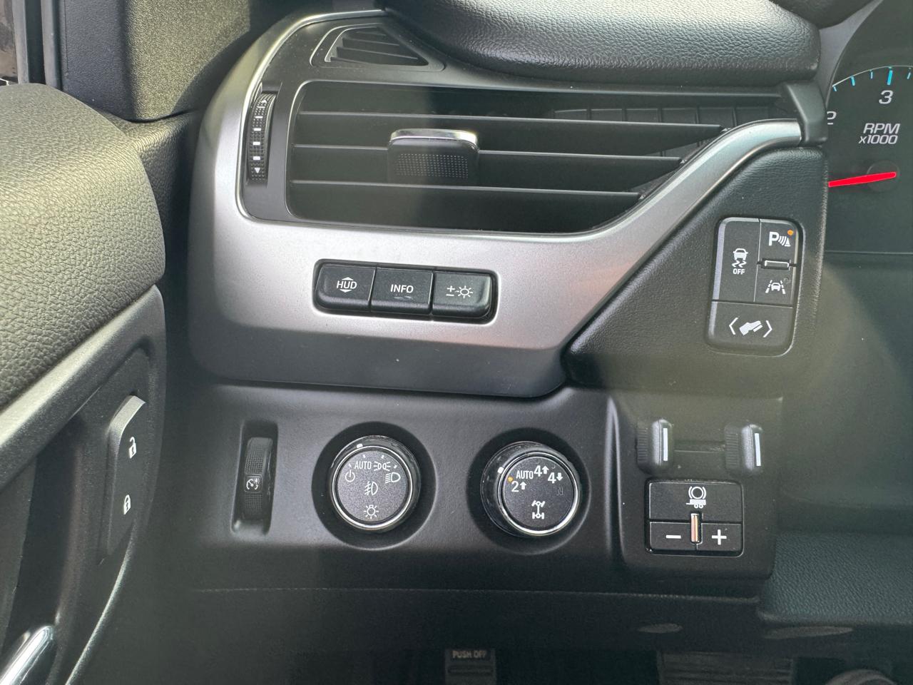 Chevrolet Tahoe Premier 4WD 2019