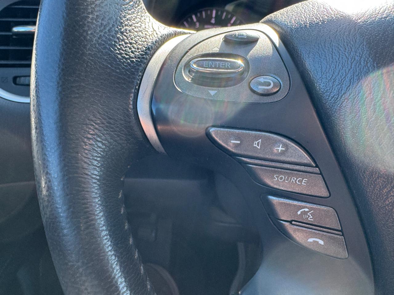 Nissan Pathfinder  2013