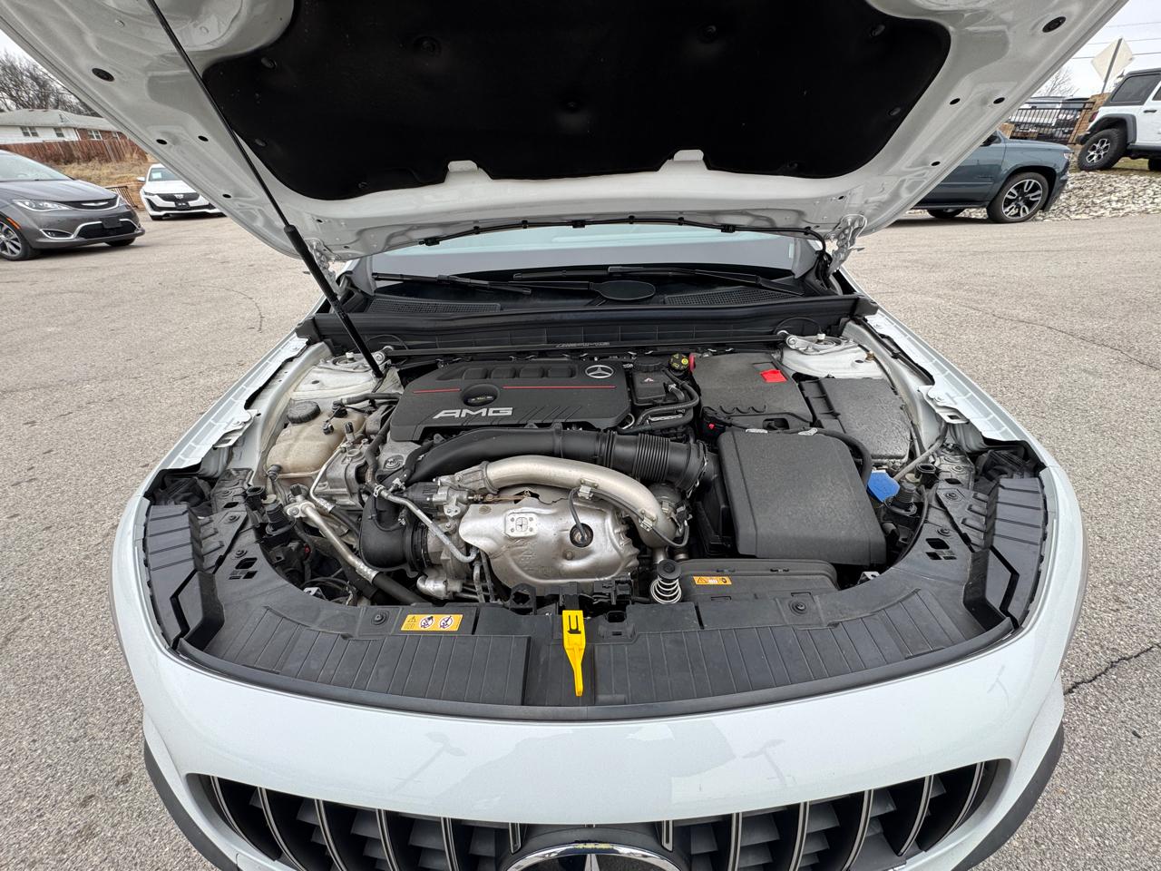 Mercedes-Benz GLB  2021