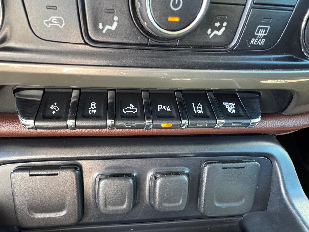 Chevrolet Silverado 2500HD  2015